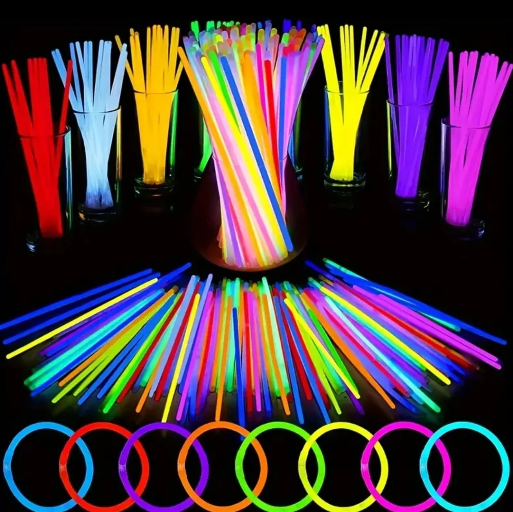 100 Fluorescent sticks, Party Favors, luminous sticks, for concerts and parties